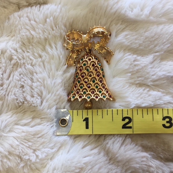 MYW Vintage Christmas Bell - 1960's brooch - Picture 7 of 7
